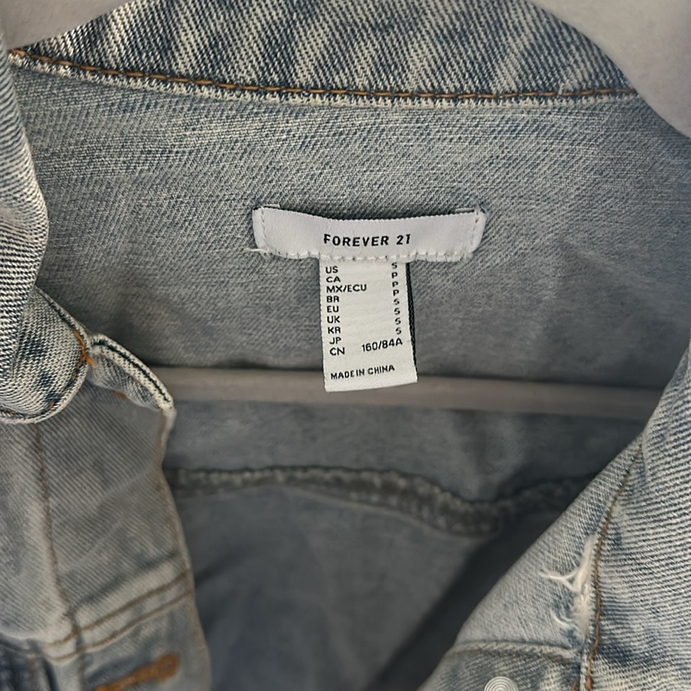 Jean Jacket - Picture 2 of 4